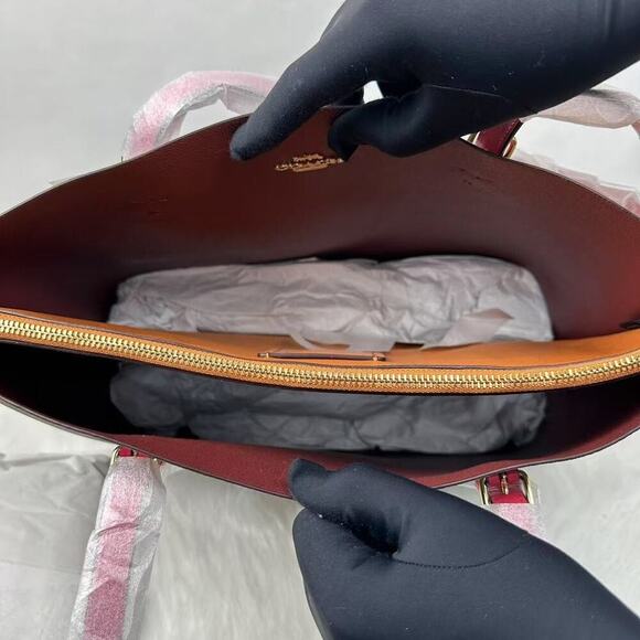 Coach Mollie Tote Bag In Signature Canvas In Khaki/Electric Pink 1665 NWT - Picture 11 of 11